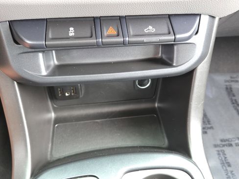 Used 2019 Chevrolet Colorado W/T w/ WT Convenience Package image 31