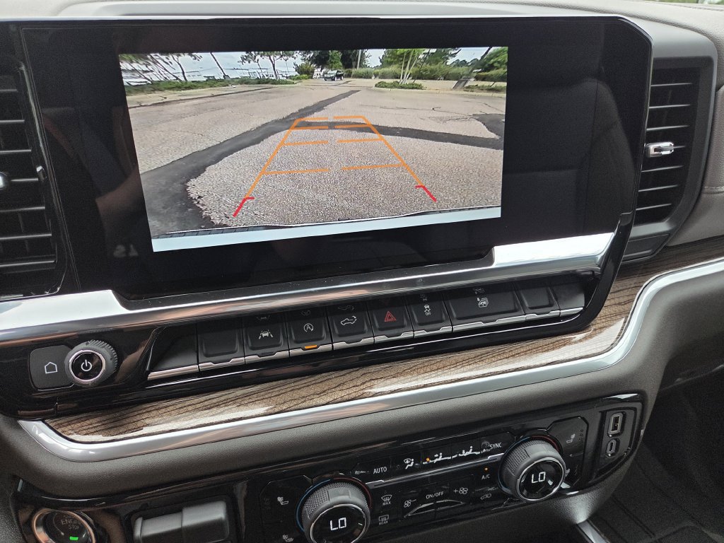 New 2026 Chevrolet Silverado 1500 RST w/ Redline Edition AWD/4WD image 13