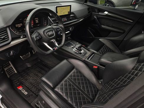 Used 2019 Audi SQ5 Premium Plus w/ Premium Plus Package AWD/4WD image 9