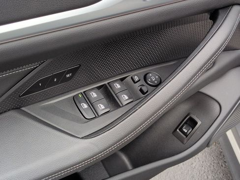Certified 2024 BMW i4 eDrive35 RWD image 15