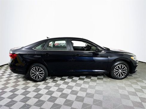 Used 2019 Volkswagen Jetta SEL image 8