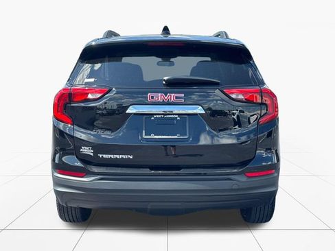 Used 2020 GMC Terrain SLE w/ Driver Convenience Package FWD image 4