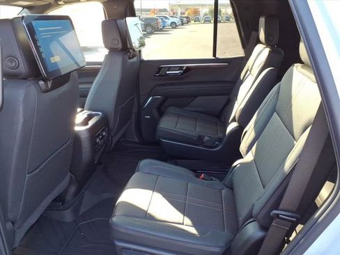 New 2026 Chevrolet Tahoe High Country AWD/4WD image 10