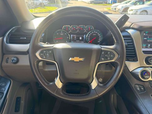 Used 2019 Chevrolet Tahoe LT image 11