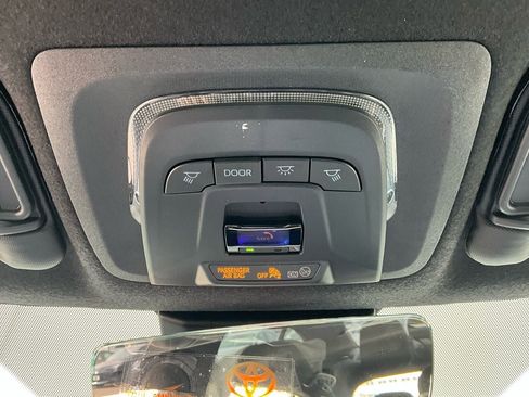 New 2026 Toyota Corolla SE image 15