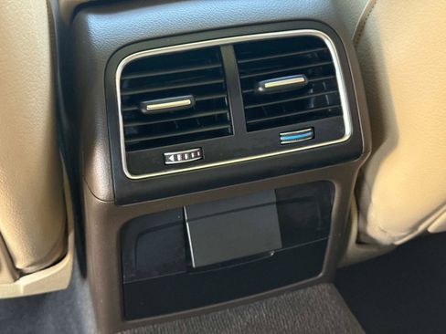 Used 2013 Audi A4 Premium Plus w/ Premium Plus Pkg image 17