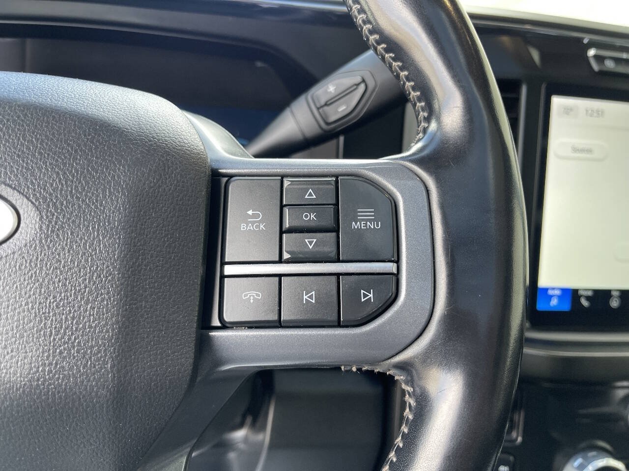 Used 2023 Ford F350 Lariat w/ Lariat Ultimate Package AWD/4WD image 45