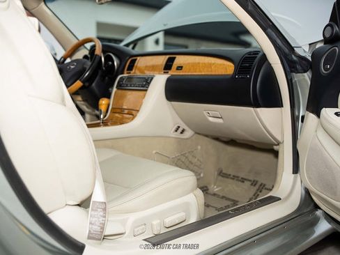 Used 2003 Lexus SC 430 Convertible RWD image 44
