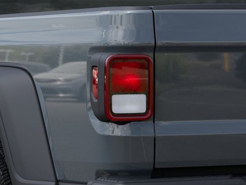 New 2025 Jeep Gladiator Sport image 44