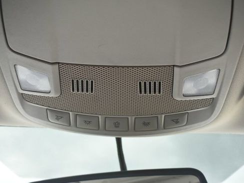 Used 2017 Ford Fusion SE image 29