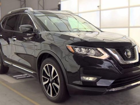 Used 2019 Nissan Rogue SL w/ Premium Package FWD image 3