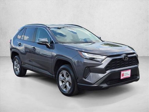 Certified 2025 Toyota RAV4 XLE AWD/4WD image 3