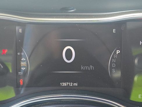 Used 2015 Jeep Grand Cherokee Laredo w/ Quick Order Package 23E image 4