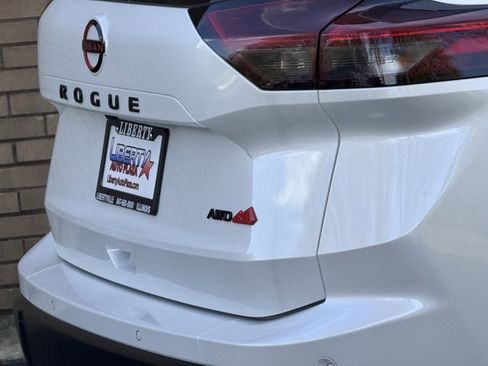 New 2026 Nissan Rogue SV w/ Rock Creek Premium Package image 16