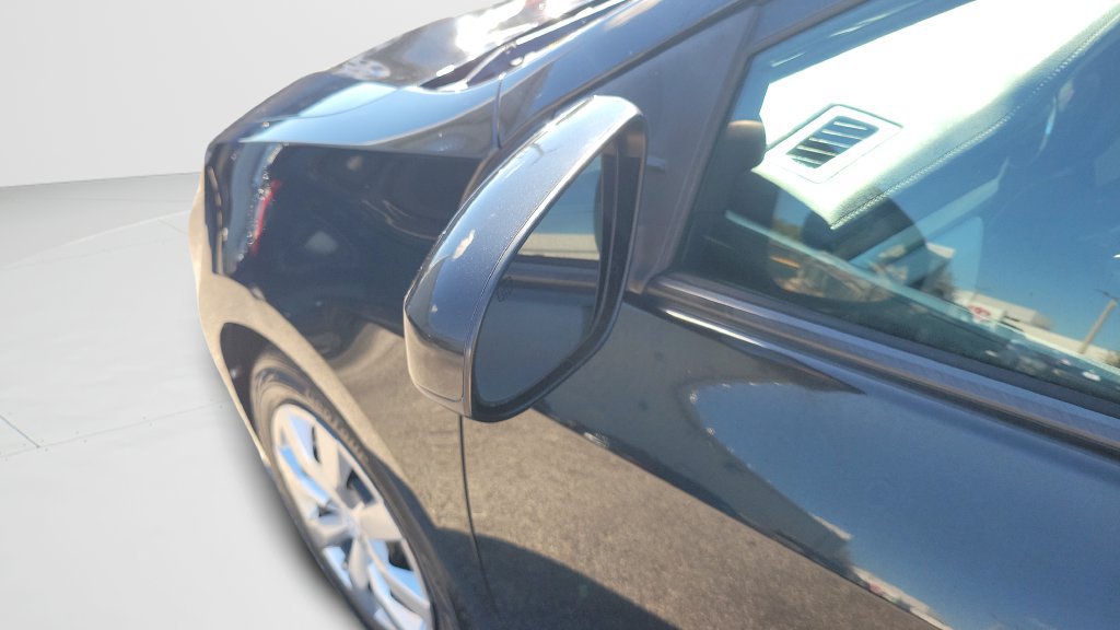 Used 2014 Toyota Corolla LE FWD image 25