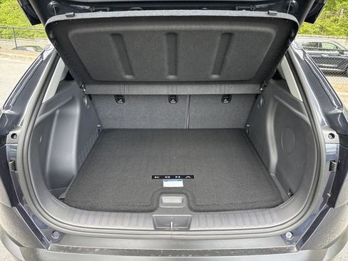 New 2026 Hyundai Kona Limited FWD image 18