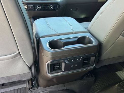 Used 2025 Chevrolet Silverado 2500 LTZ w/ LTZ Premium Package AWD/4WD image 21