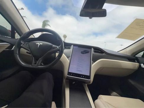 Used 2018 Tesla Model S 75D AWD/4WD image 6