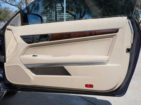 Used 2010 Mercedes-Benz E 350 Coupe image 24