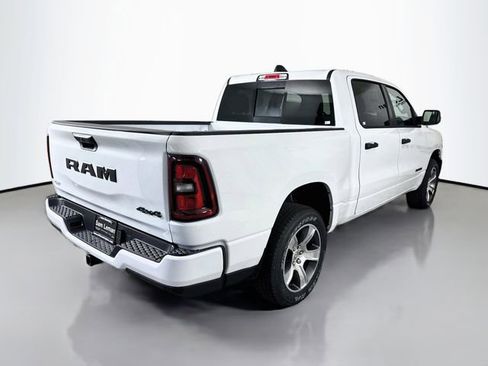 New 2026 RAM 1500 Express AWD/4WD image 7