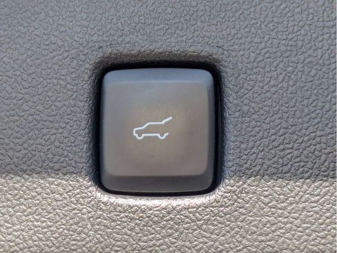 Used 2023 Ford Escape ST-Line Elite w/ Premium Technology Package AWD/4WD image 26