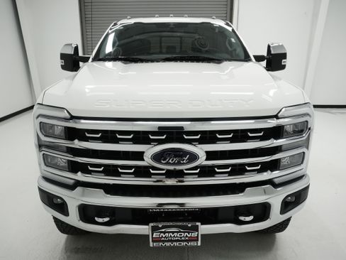 Used 2023 Ford F350 Lariat w/ Chrome Package image 2
