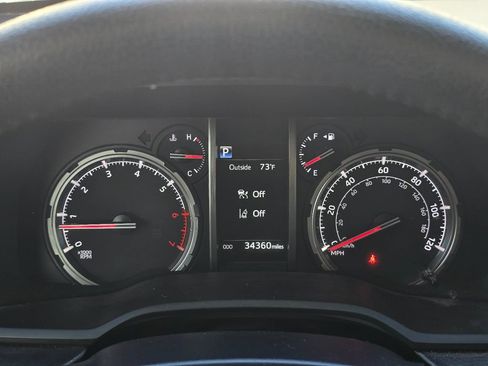 Used 2022 Toyota 4Runner TRD Off-Road Premium w/ Moonroof Package AWD/4WD image 32