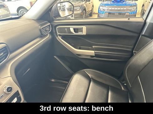 Used 2023 Ford Explorer XLT w/ Equipment Group 202A AWD/4WD image 27