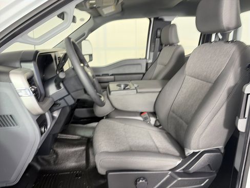 Used 2025 Ford F350 XL w/ Snow Plow Prep Package image 11