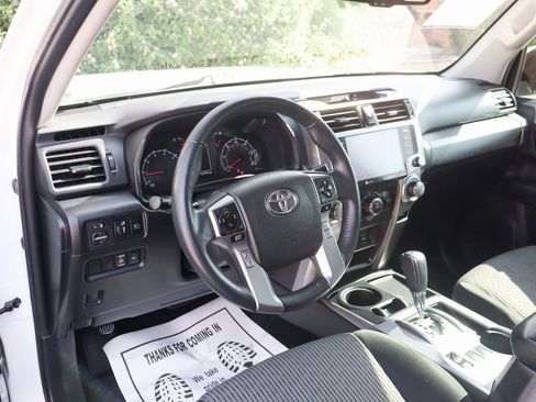 Used 2022 Toyota 4Runner SR5 image 18