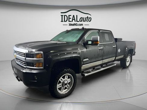 Used 2015 Chevrolet Silverado 3500 High Country w/ Duramax Plus Package image 10