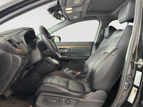 Used 2017 Honda CR-V Touring image 5