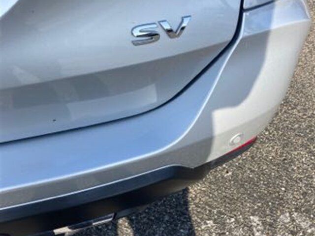 Used 2019 Nissan Rogue SV FWD image 16