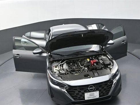 Used 2024 Nissan Sentra SV image 26