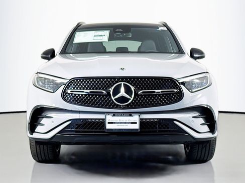 New 2026 Mercedes-Benz GLC 300 image 2