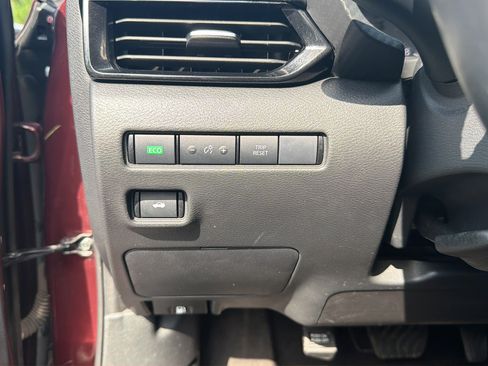 Used 2023 Nissan Sentra SV w/ All-Weather Package FWD image 19
