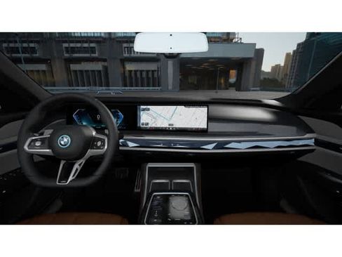 New 2026 BMW 750e xDrive 750e xDrive w/ Executive Package image 10