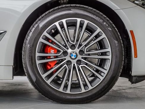 Used 2019 BMW 540i xDrive w/ Convenience Package AWD/4WD image 16