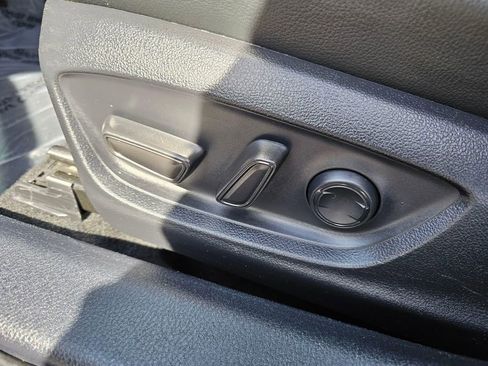 Certified 2023 Toyota Camry SE AWD/4WD image 22
