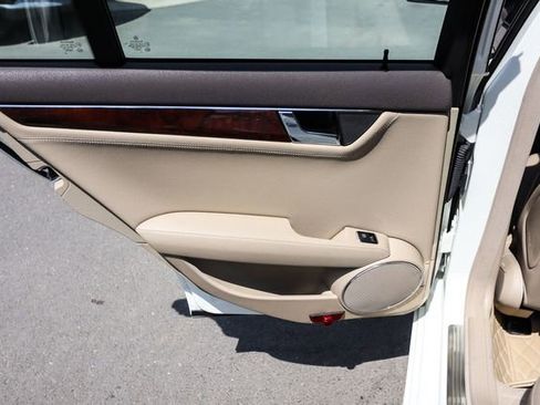 Used 2009 Mercedes-Benz C 350 Sport image 63