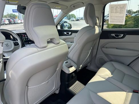 Certified 2025 Volvo XC60 T8 Core w/ Protection Package Premier AWD/4WD image 37