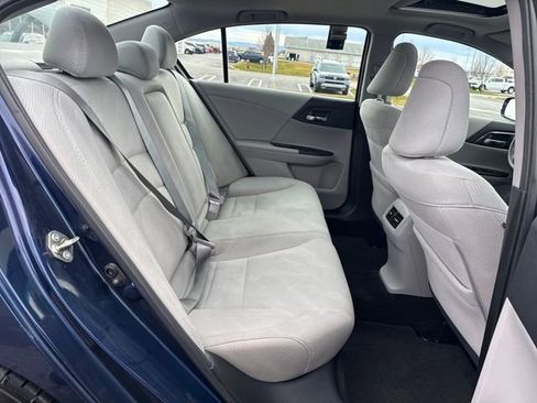 Used 2016 Honda Accord EX image 23