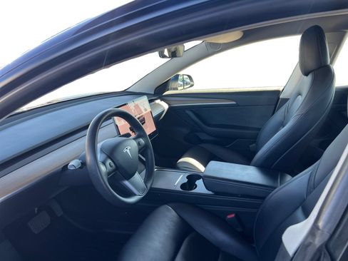 Used 2023 Tesla Model 3 Standard Range RWD image 10