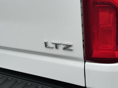 Used 2021 Chevrolet Silverado 2500 LTZ image 42