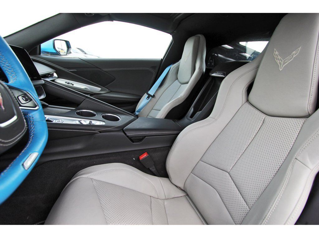 Used 2026 Chevrolet Corvette Z06 RWD image 7