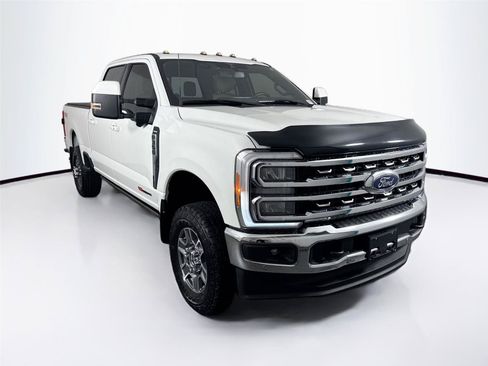 Used 2023 Ford F350 Lariat w/ Lariat Ultimate Package AWD/4WD image 10