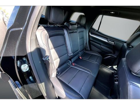 New 2026 GMC Terrain Elevation w/ Elevation Premium Package AWD/4WD image 9