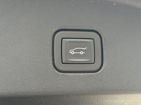 Certified 2024 Cadillac Lyriq Sport w/ LPO, Floor Liner Package AWD/4WD image 10