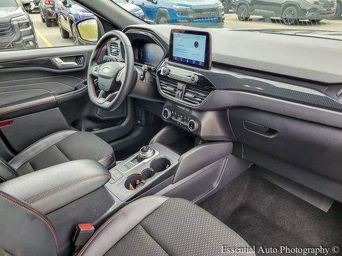 Used 2025 Ford Escape ST-Line AWD/4WD image 31