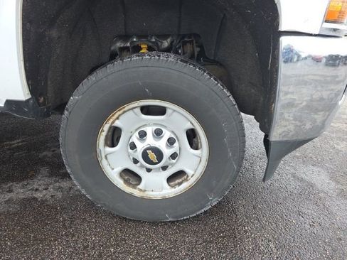 Used 2018 Chevrolet Silverado 2500 W/T w/ WT Fleet Convenience Package image 2